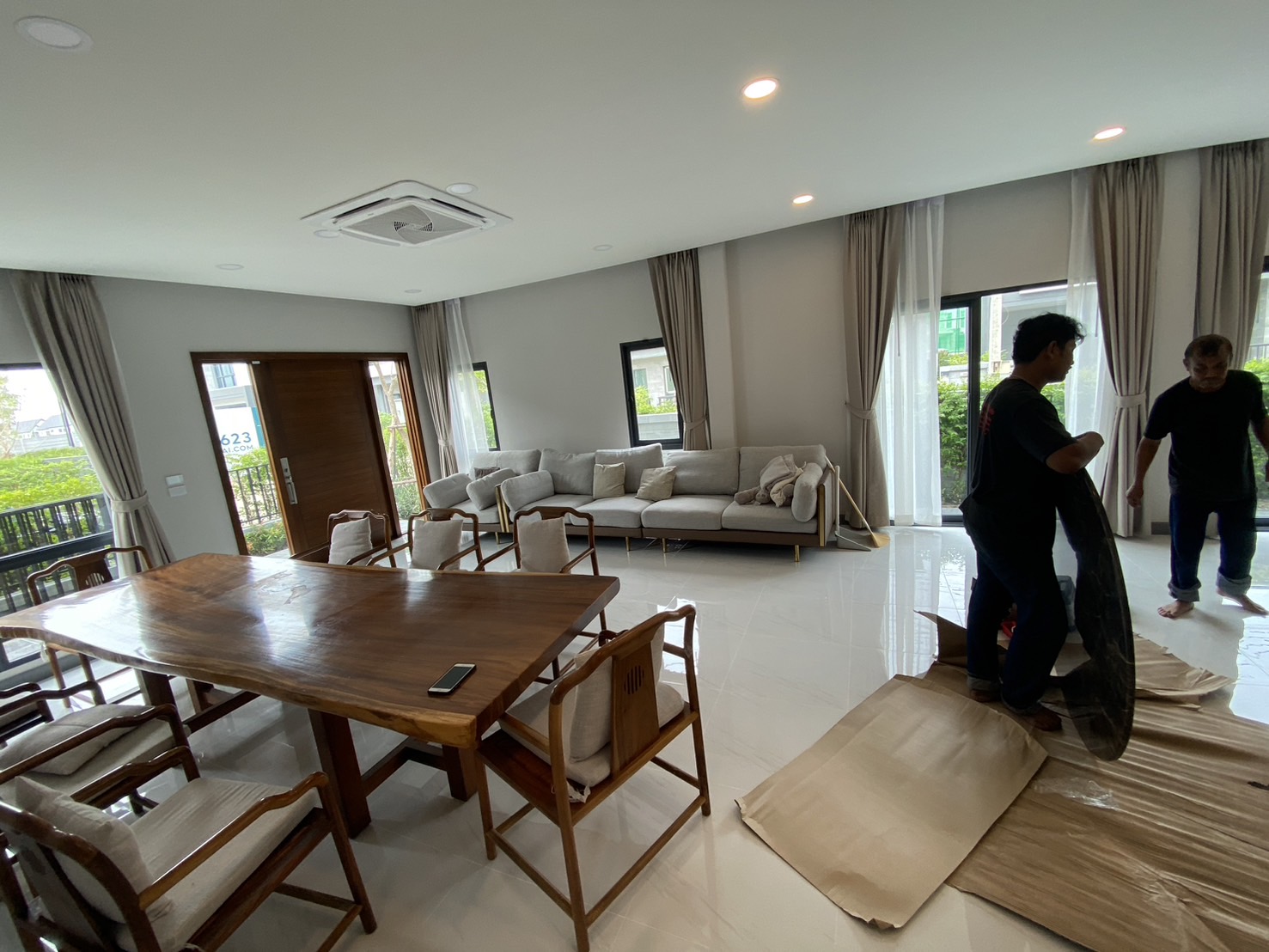 MANMOVEKRUP Home Service image 1