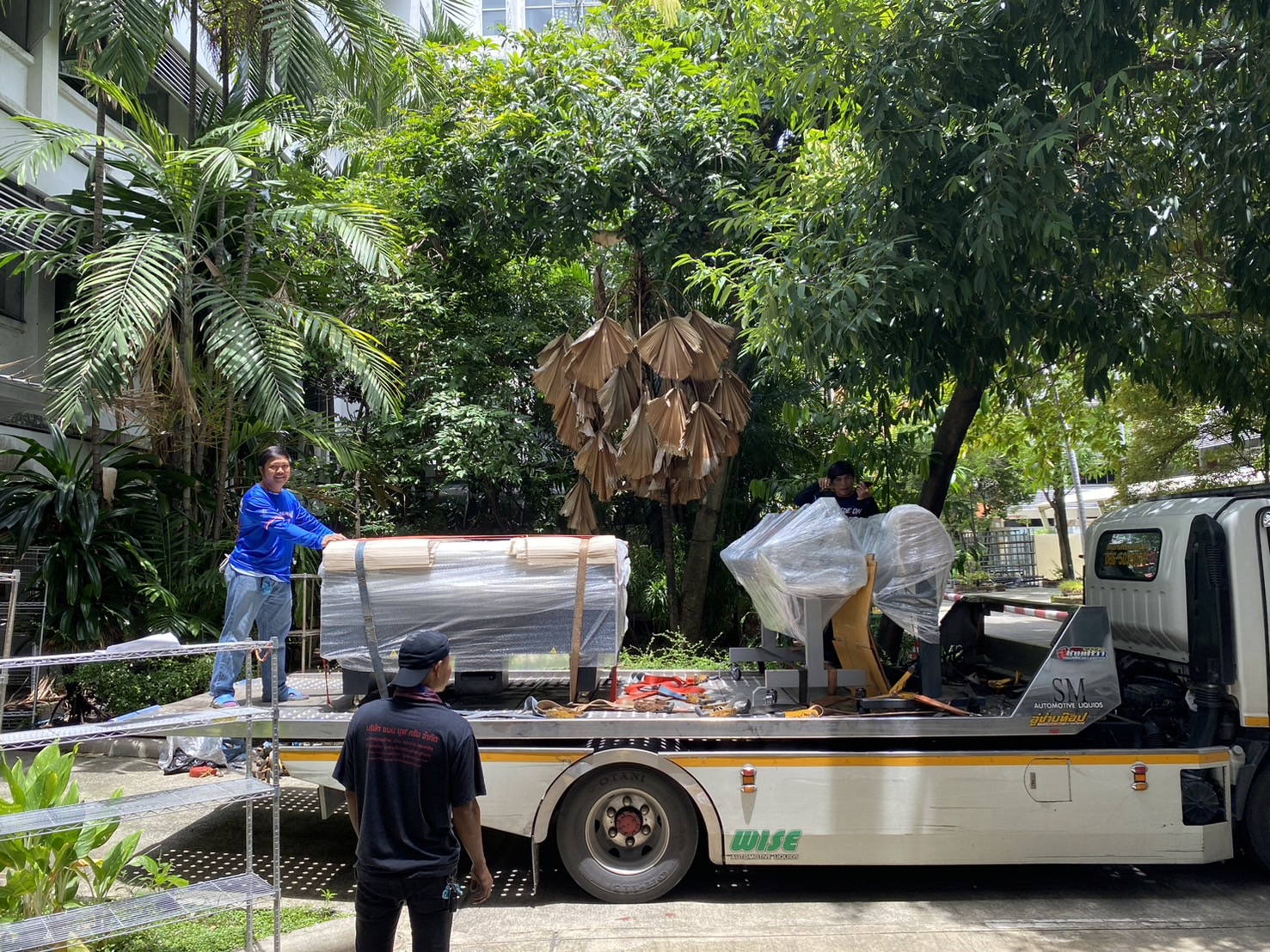 MANMOVEKRUP Machine Service image 1